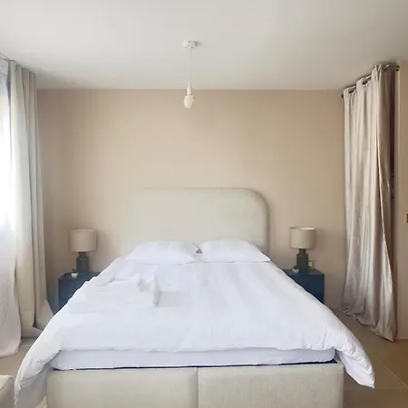 Chez Nazar דירה *